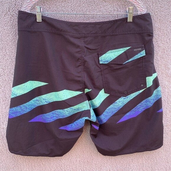 Volcom Mod Tech Black Blue Diagonal Striped Drawstring Board Shorts Sz 36 - Picture 5 of 10